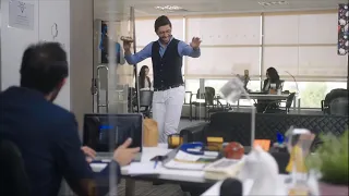 رقص كريم محمود عبد العزيز في اقوى مشهد من فيلم  اطلعولي بره دندنها