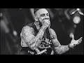 Fábio Figueiredo, ex-vocalista da John Wayne, morre aos 34 anos vítima da COVID-19