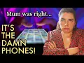 Download Lagu Mam had gelijk... Het zijn die verdomde TELEFOONS!
