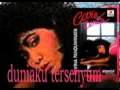 Download Lagu VINA PANDUWINATA duniaku tersenyum.mpg