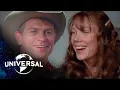 Download Lagu Coal Miner's Daughter | Oscar Winner Sissy Spacek as Loretta Lynn Sings at a Honky-Tonk Bar