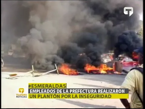 Empleados de la prefectura realizaron un plantón por la inseguridad