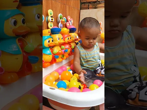Cute baby 😍⛱️ 🍎 #short