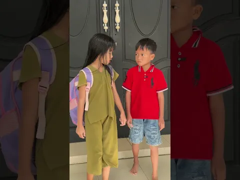 dia memilih diam daripada bilang ke aku,yang sabar ayu suatu saat nnti kamu bakalan jadi orang baik