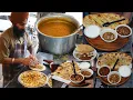 Download Lagu Kashmiri Kulcha, Aloo Pyaz Kulcha, Satvik Chole, imli Chutney At Kulche Di Gaddi Delhi