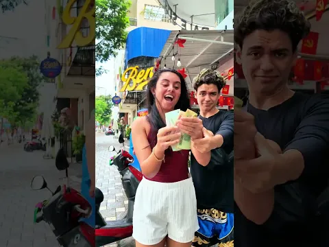 Comprando comida de rua com cabelo 😰☠️🫡  #funny #comedy #couple