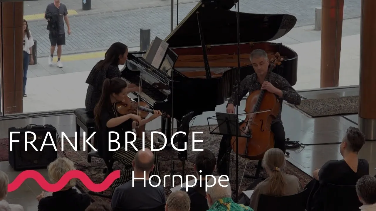 FRANK BRIDGE: Hornpipe