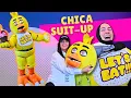 How Animitronics cosplayers suit up