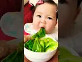 Download Lagu cute baby lucu makan sayur lahap banget #bayilucu #makansayur #bayimakansayur