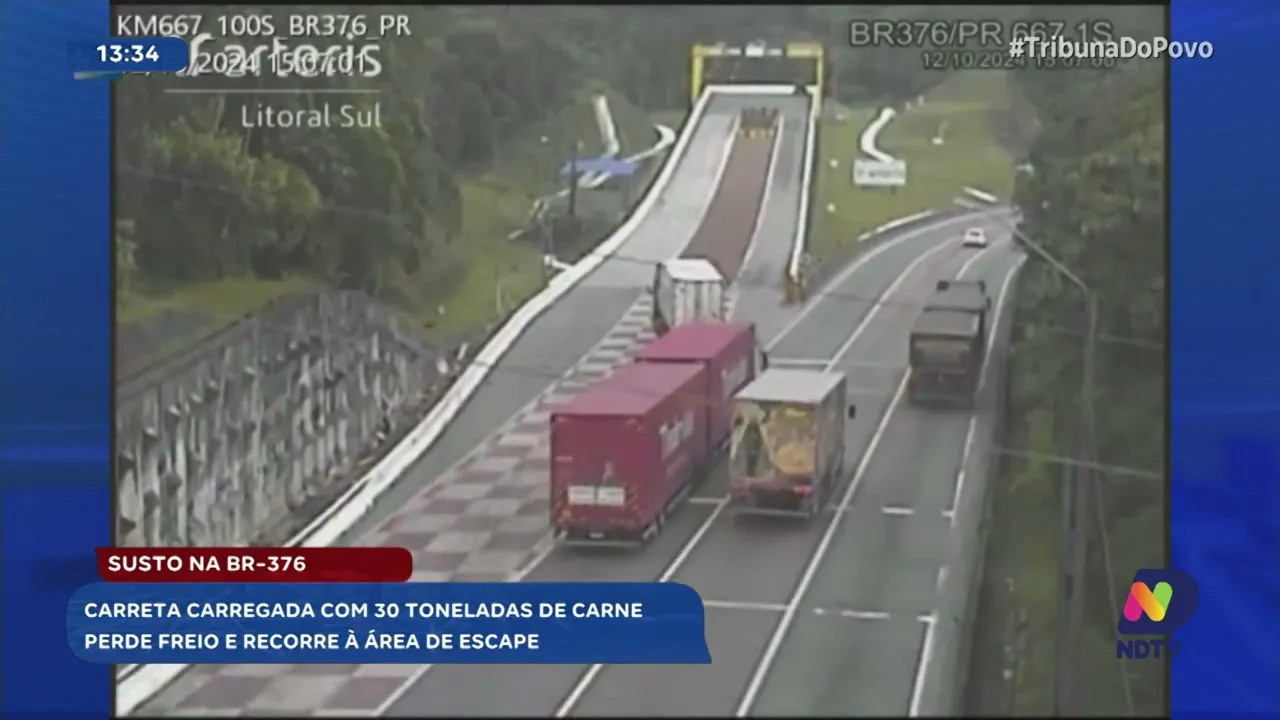 Caminhão tombado na BR-376 gera preocupação e bloqueio no tráfego