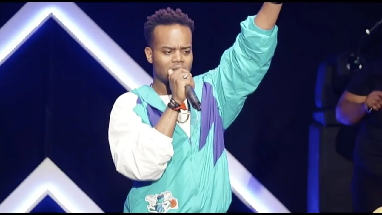 ❤️ Travis Greene - All Things Are NEW (Worship Moment)