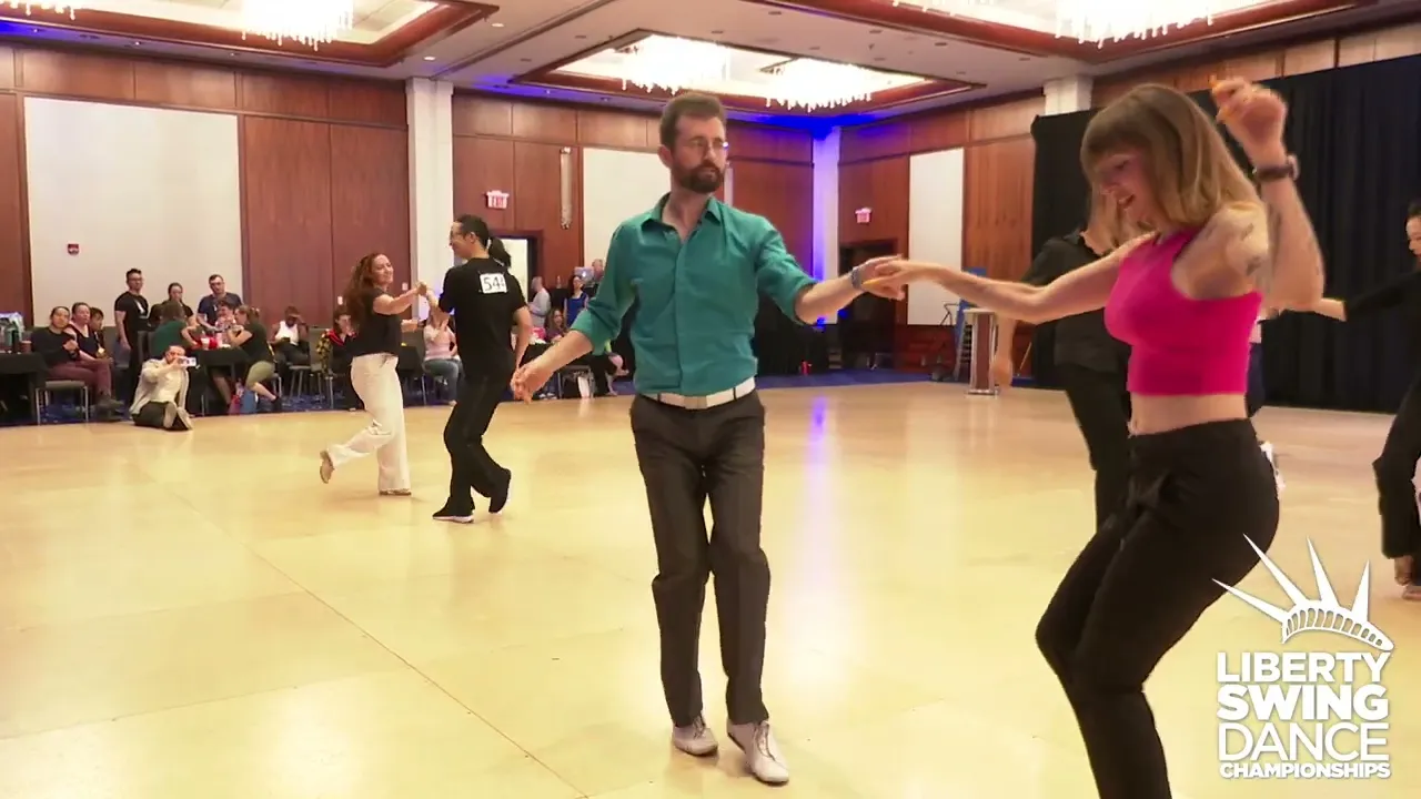 Liberty Swing 2023 Sophisticated Jack & Jill