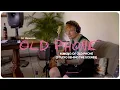 Download Lagu Ed Sheeran - Making of Old Phone (Studio Behind The Scenes)