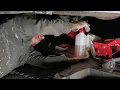 BF Falcon Wagon Diff oil change 894UA by amateur