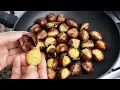 Download Lagu nieuwe snelle truc voor het koken van kastanjes in een pan! ze schillen alleen!! 🌰