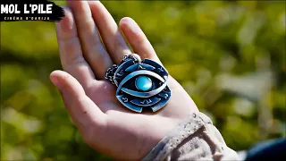 بنت ضعيفه تجد قلاده تعطيها قوة خارقة فيتوجب عليها إنقاذ أصدقائها والعالم من الدمار 𝐃𝐚𝐫𝐤 𝐖𝐨𝐫𝐥𝐝 