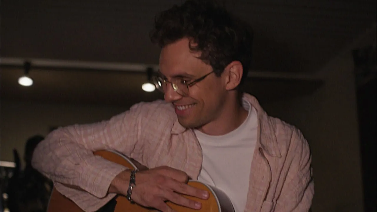 KAMRAD - Be Mine (Official Acoustic Video)