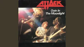 Ooin In The Moonlight 