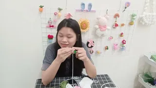 Khơi Gợi Sáng Tạo Với Hoạt Động Cắt Dán Trang Trí Hộp Đựng Đất Nặn Cho Bé