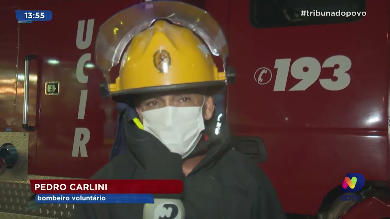 Joinville: motociclista vai parar em cima de capô de carro após acidente no Costa e Silva