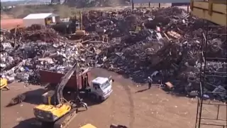 Diário Ecologia - Reciclagem de Carro - Bloco 01