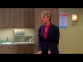 Video di The Big Bang Theory: Penny's First Sale As Pharmaceutical Sales Representative