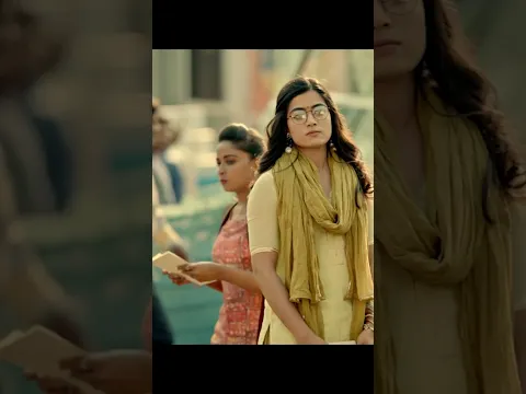 Hindi Aur English Newspaper Ki Keemat Mein ₹5 Ka Fark | Pogaru | Rashmika Mandanna #shorts