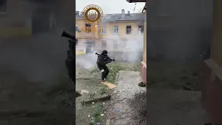 هكذا يكون القتل الحقيقي و الشجاع في القتل تكون عند القوات الشيشانية فقط تحيا روسيا слава россия  هكذا يكون القتل الحقيقي و الشجاع في القتل تكون عند القوات الشيشانية فقط تحيا روسيا слава россия
