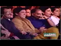 Yeh Larka Hai Allah - Asha Bhosle Live