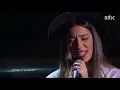نور حلو تعزف وتغني وتبهر المدربين بصوتها #MBCTheVoice