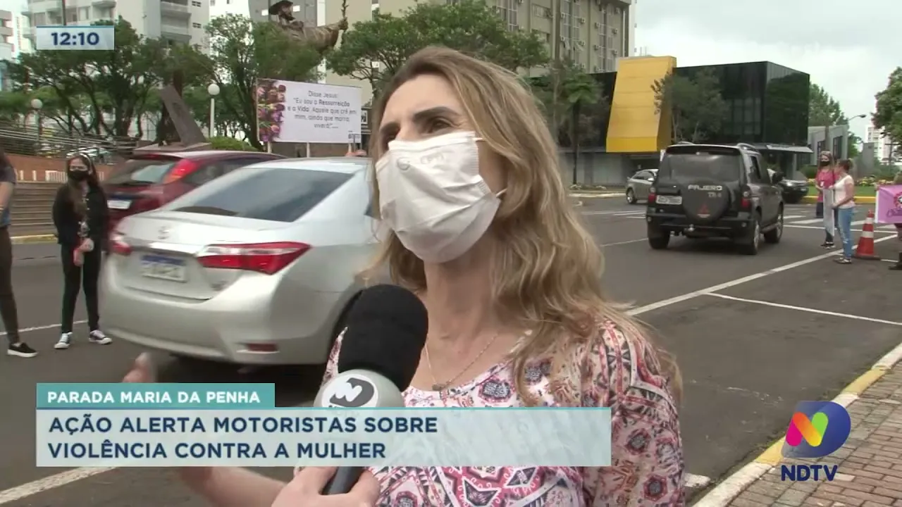 Parada Maria da Penha: ação alerta motoristas sobre a violência contra a mulher em Chapecó