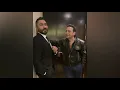 تامر حسني يقلد مصطفي قمر في حضوره وجاب نفس صوته !!