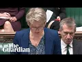 Lagu Yvette Cooper makes a statement on Iran in the House of Common – watch live
