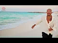 Amr Diab - El Alwan (Official Lyric Video) | (كلمات) عمرو دياب - الألوان