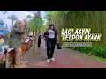 Lagu Lelucon Orang-orangan Sawah Antara Perempuan dan Boneka Jerami, SCARECROW PRANK