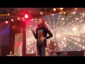 Download Lagu Di hujung lagu Mael menangis... intro lagu ni saja dah main perasaan