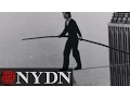 Video di Philippe Petit Walks a Tightrope Between the Twin Towers in 1974