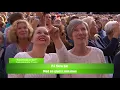 Allsång: Tomas Ledin och Lotta – Sommaren är kort - Lotta på Liseberg (TV4)