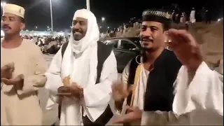 قوماك علي وننصب مخيم المادح الطيب هجو و الراوي البطران الكنزي عويشق القوم التسعيني 