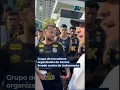 Download Lagu Grupo de torcedores organizados do Santos invade centro de treinamento #Shorts #JornalDaRecord