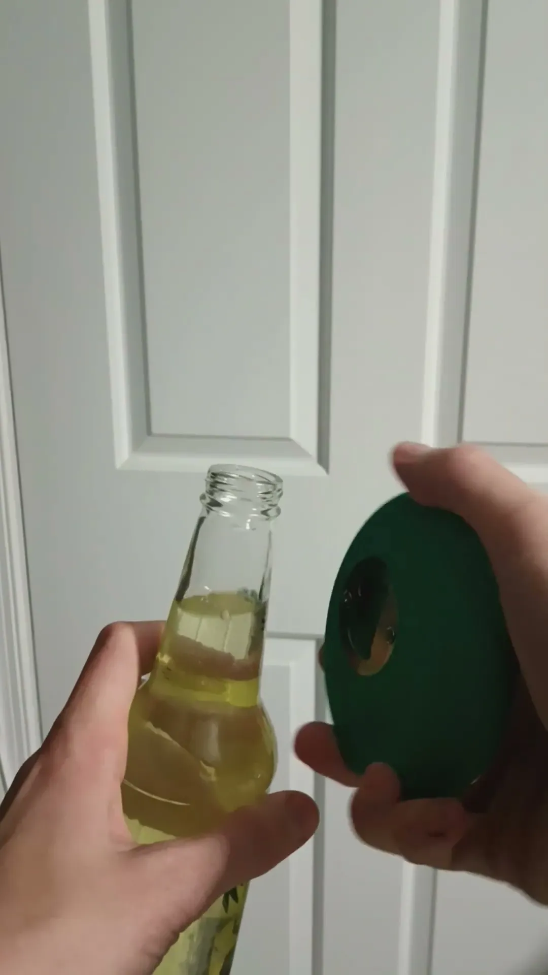 Christmas Coasters with Built-In Bottle Openers – Festive 3D Printable Coaster Set