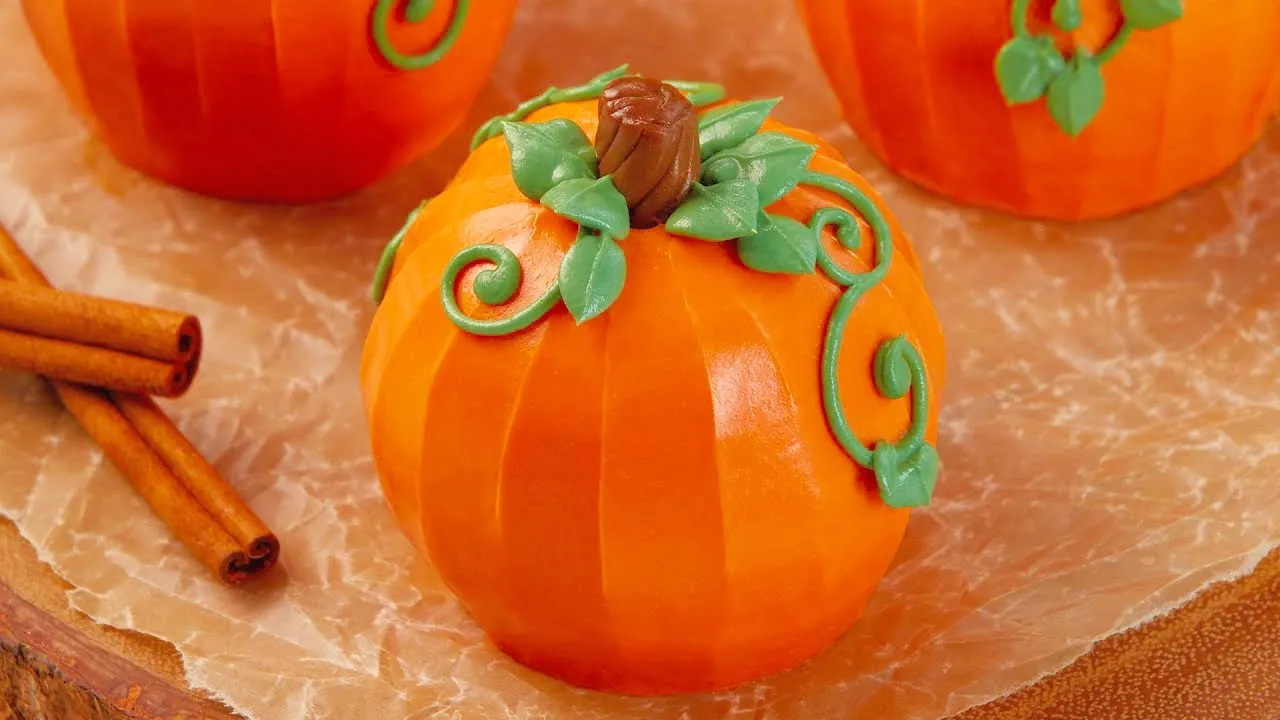 Mini Pumpkin Spice Latte Cakes! w/ Kandee Johnson