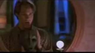 القناع الاخضر مضحك 