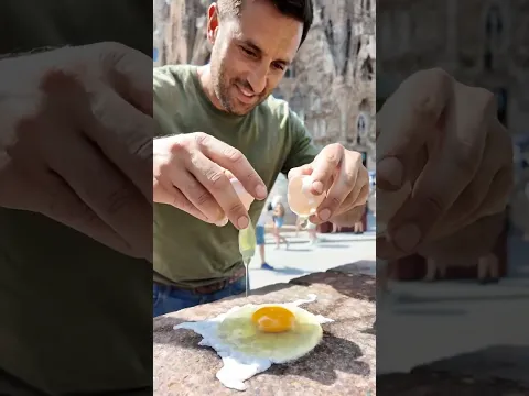 Frying an Egg at Sagrada Familia! π³π₯