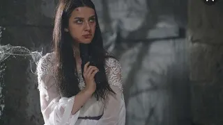 عكس اللي شايفينها      نفس   مسلسل اشرح أيها البحر الاسود دندنها
