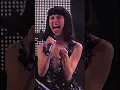 Lagu Kimbra \u0026 Gotye performing Somebody That I Used To Know