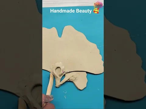 Handmade beauty, Airdry clay Ginkgo trinket dish #homedecor #artandcraft #airdryclay