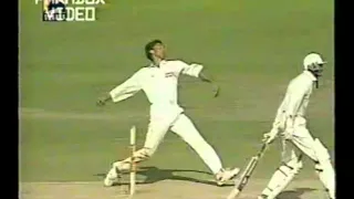 shoaib akhtar unplayable fast bowling at kolkata test 1999