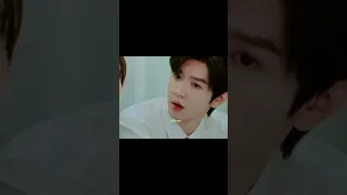 كشف انها تحبة وتغار علية حب خفي 