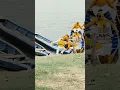 Jurus ninja emak emak bikin perahu terbelah #unikdanlucu #funny #ngakak #viral #shorts
